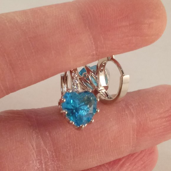Silver Plated Elegant Heart Blue Diamond Zircon Dangle Earrings Gorgeous Gift - Picture 7 of 7
